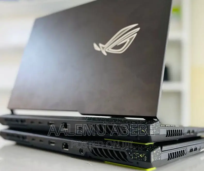 New Laptop Asus ROG Strix G15 16GB AMD Ryzen 7 SSD 1T