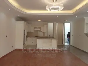 6bdrm Townhouse/Terrace in Bole for sale