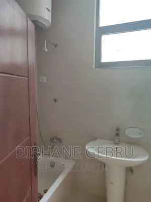 3bdrm Apartment in Apartiment, Bole for rent