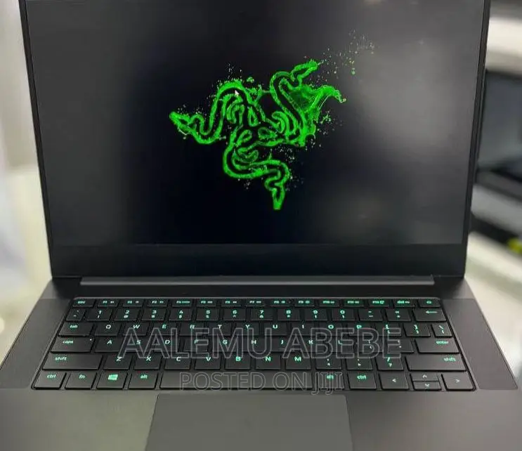 New Laptop Razer Blade 32GB Intel Core I7 SSD 512GB