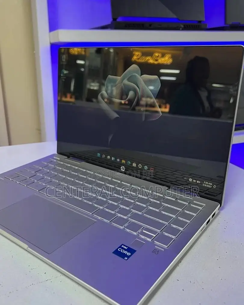 New Laptop HP Pavilion 15-Eh0050wm 16GB Intel Core I3 SSD 512GB