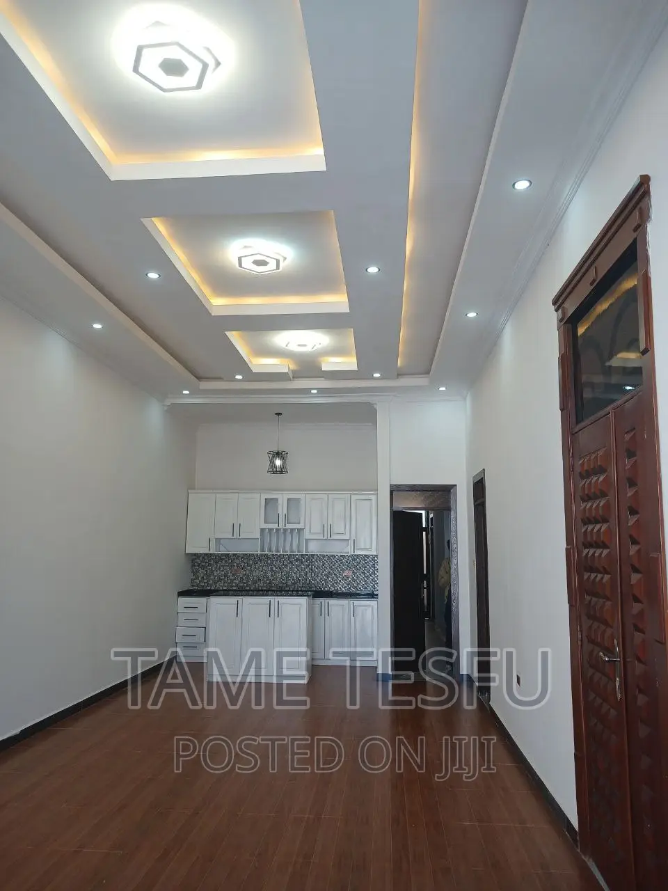 Furnished 3bdrm Villa in Hayat Adebayi, Bole for sale