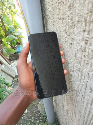 Samsung Galaxy A20 32 GB