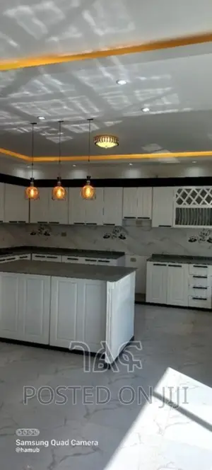 5bdrm House in ሳሚት ፍየል ቤት በጣም አሪፍ, Bole for sale