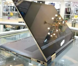 New Laptop HP Spectre X360 16GB Intel Core I7 SSD 512GB