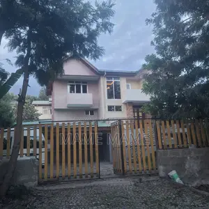 7bdrm House in Addis Abeba, Bole for rent