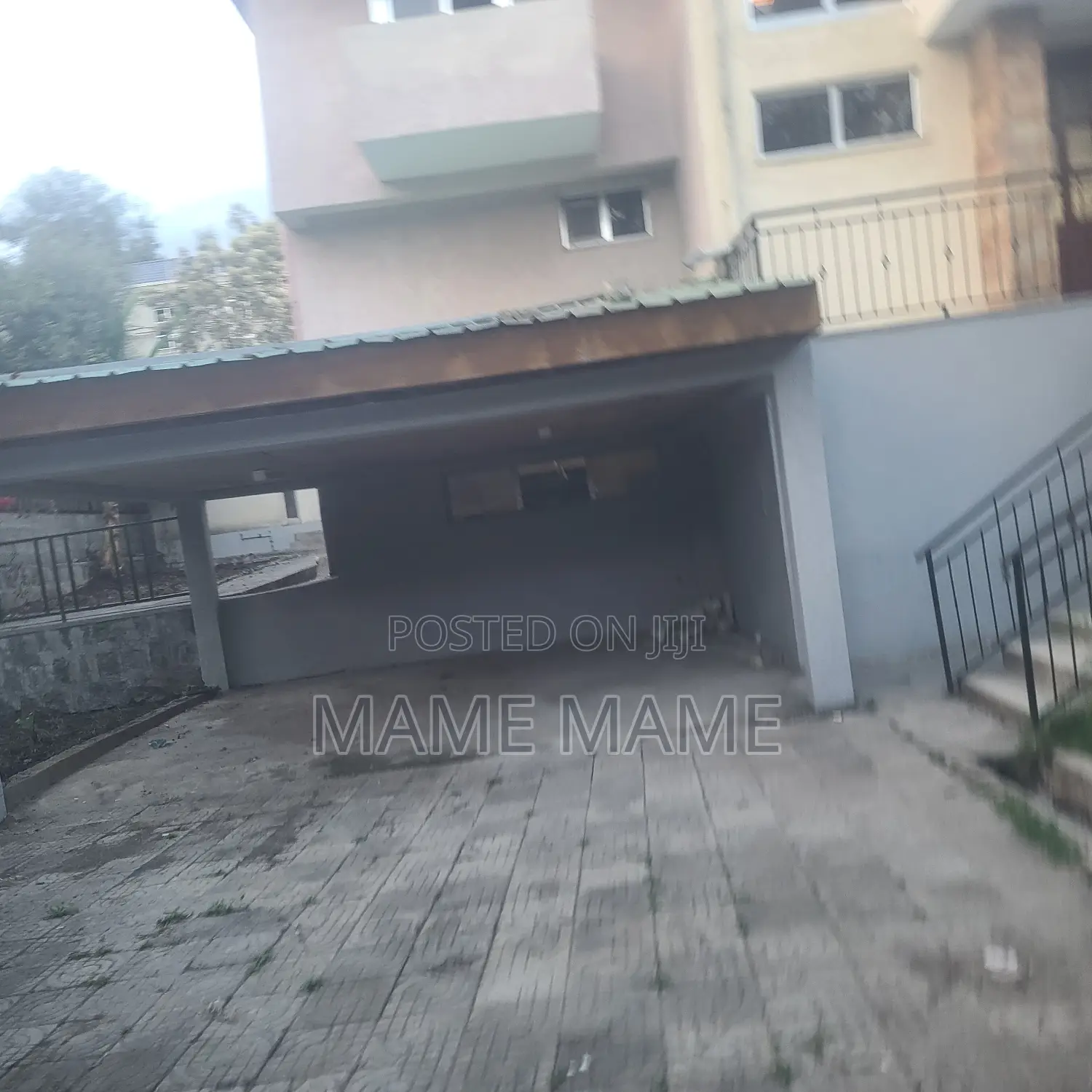 7bdrm House in Addis Abeba, Bole for rent