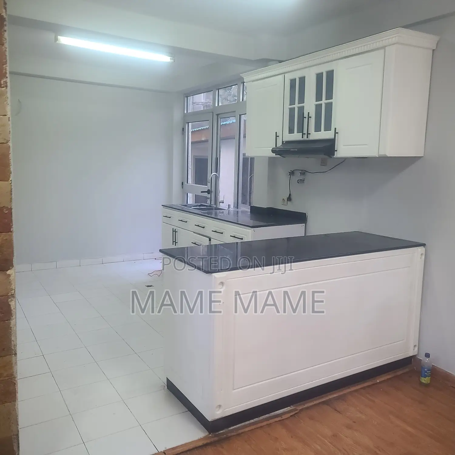 7bdrm House in Addis Abeba, Bole for rent