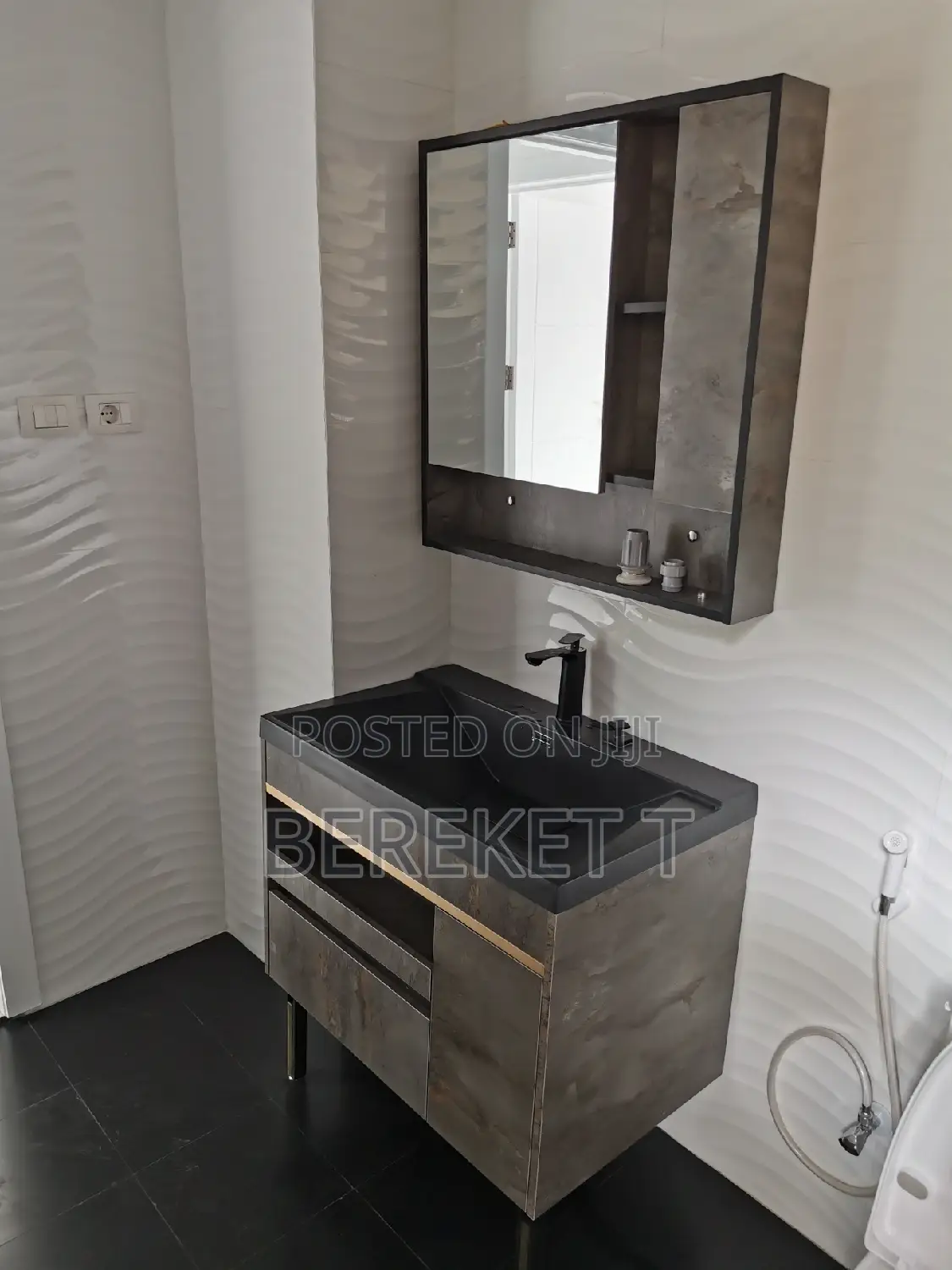 Furnished 2bdrm Apartment in Tsehay Real Estate, Bole for rent