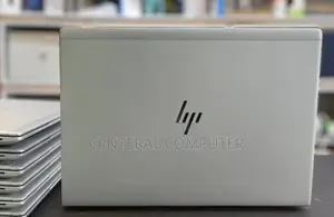 New Laptop HP 430 G5 8GB Intel Core I5 SSD 512GB