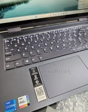 New Laptop Lenovo ThinkPad Yoga 8GB Intel Core I7 SSD 512GB