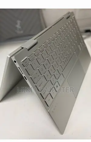 New Laptop HP Envy X360 8GB Intel Core I7 SSD 512GB