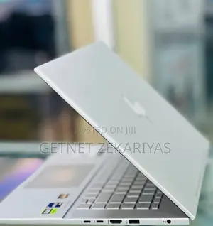 New Laptop HP Envy 15 32GB Intel Core I9 SSD 1T