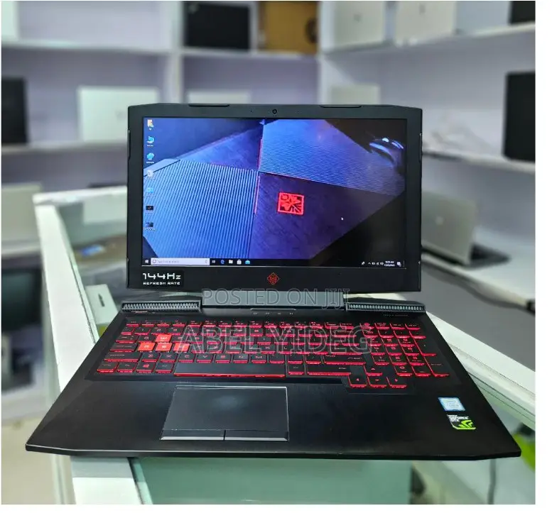 New Laptop HP Omen X 8GB Intel Core I5 HDD 1T