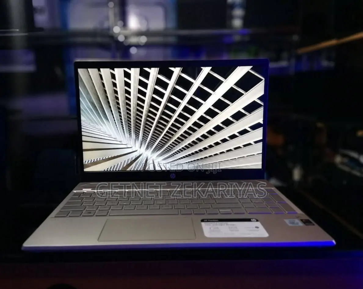 New Laptop HP Pavilion 15 16GB Intel Core I7 SSD 512GB