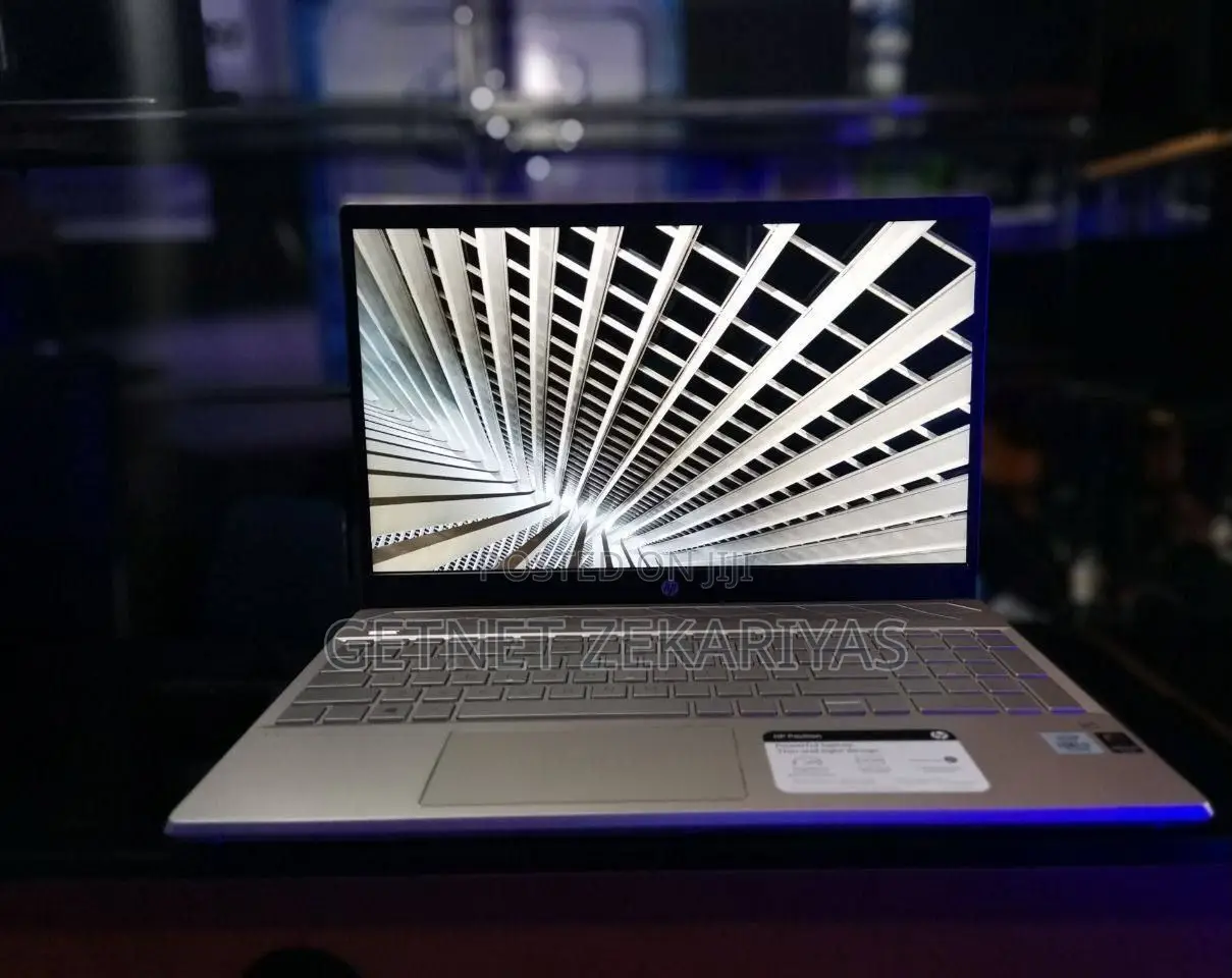 New Laptop HP Pavilion 15 16GB Intel Core I7 SSD 512GB