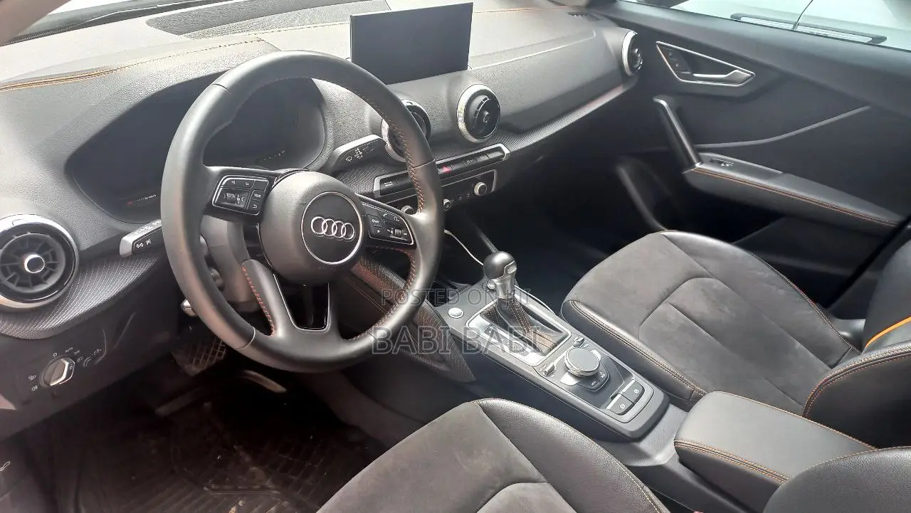 Audi Q2 2022 White