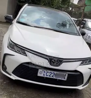 Toyota Corolla 2023 White