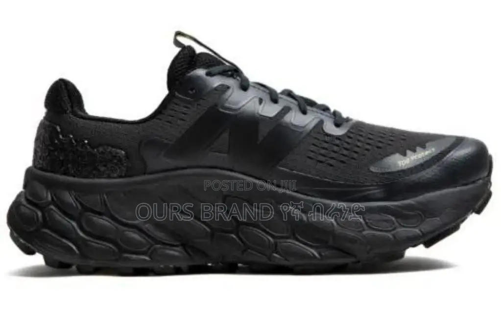 New Balance Fresh Foam X More Trail V3 Black Shoes
