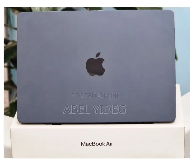 New Laptop Apple MacBook Air 2023 M2 8GB Apple M2 SSD 256GB