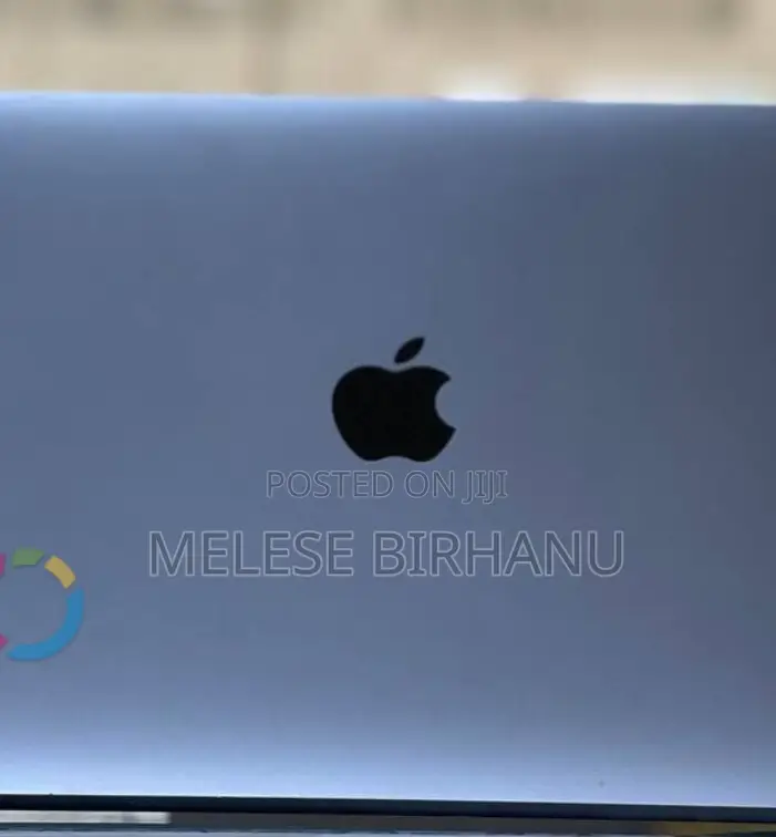 New Laptop Apple MacBook Pro 2017 8GB Intel Core I5 SSD 128GB