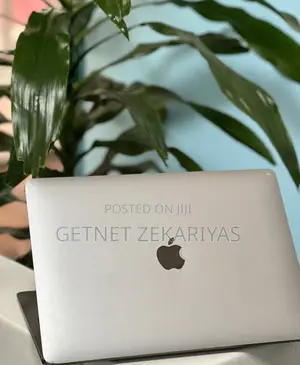 New Laptop Apple MacBook Air 8GB Apple M1 SSD 256GB