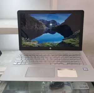 New Laptop HP Pavilion 15 8GB Intel Core I5 HDD+SSD 256GB