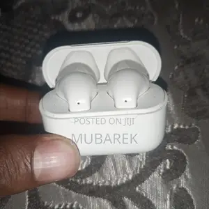Pro 5s White Wireless Short Earbud
