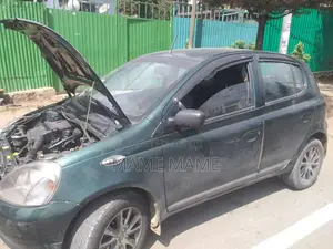 Toyota Vitz 1999 Blue