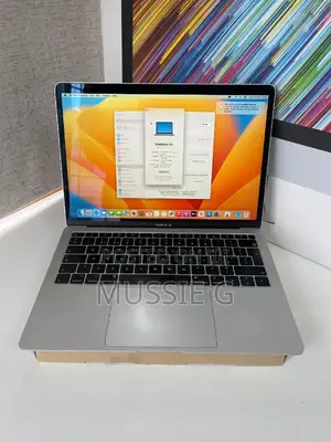 New Laptop Apple MacBook 16GB Intel Core I5 SSD 256GB