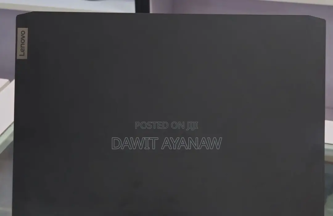 New Laptop Lenovo IdeaPad 300 8GB AMD Ryzen 5 SSD 512GB