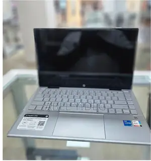 New Laptop HP Pavilion X360 8GB Intel Core I5 SSD 512GB