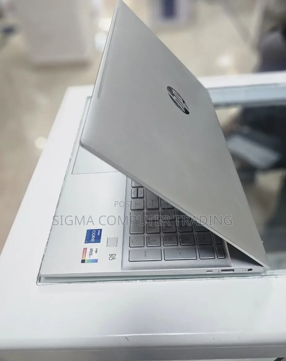 New Laptop HP Pavilion 15 16GB Intel Core I7 SSD 512GB