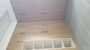 Furnished 8bdrm Townhouse/Terrace in አያት ከአያት አደባባይ አካባቢ, Yeka