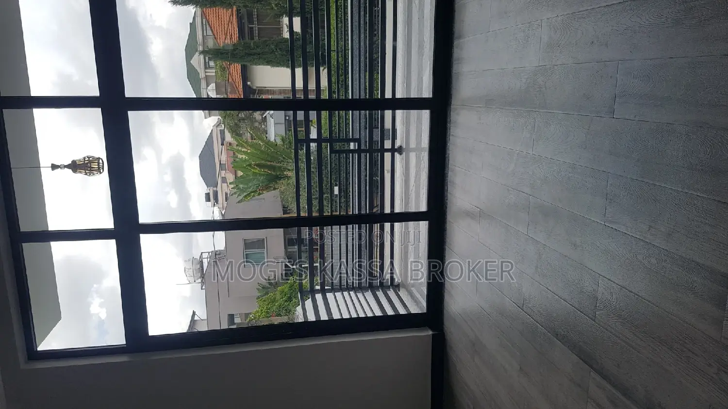 Furnished 8bdrm Townhouse/Terrace in አያት ከአያት አደባባይ አካባቢ, Yeka