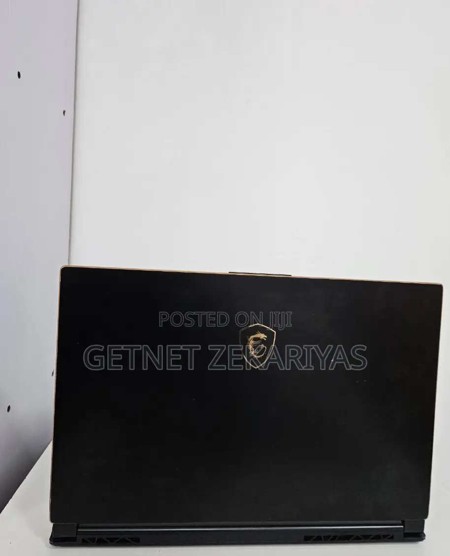 New Laptop MSI GS65 Stealth Thin 8RE 32GB Intel Core I7 SSD 512GB