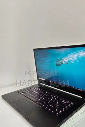 New Laptop MSI GS65 Stealth Thin 8RE 32GB Intel Core i7 SSD 512GB