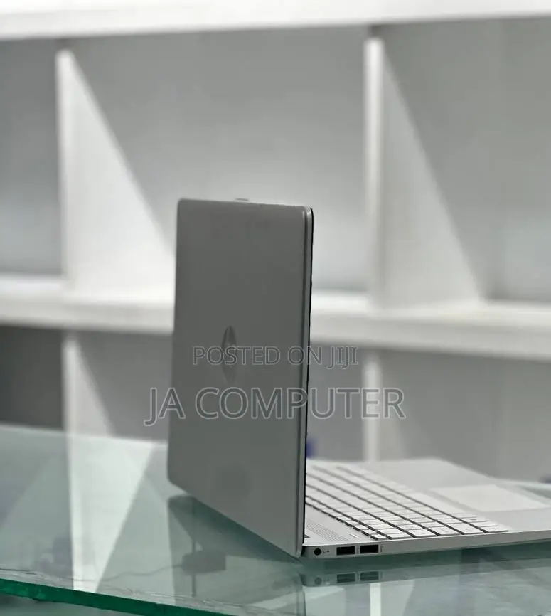 New Laptop HP EliteBook 850 16GB Intel Core I7 SSD 1T