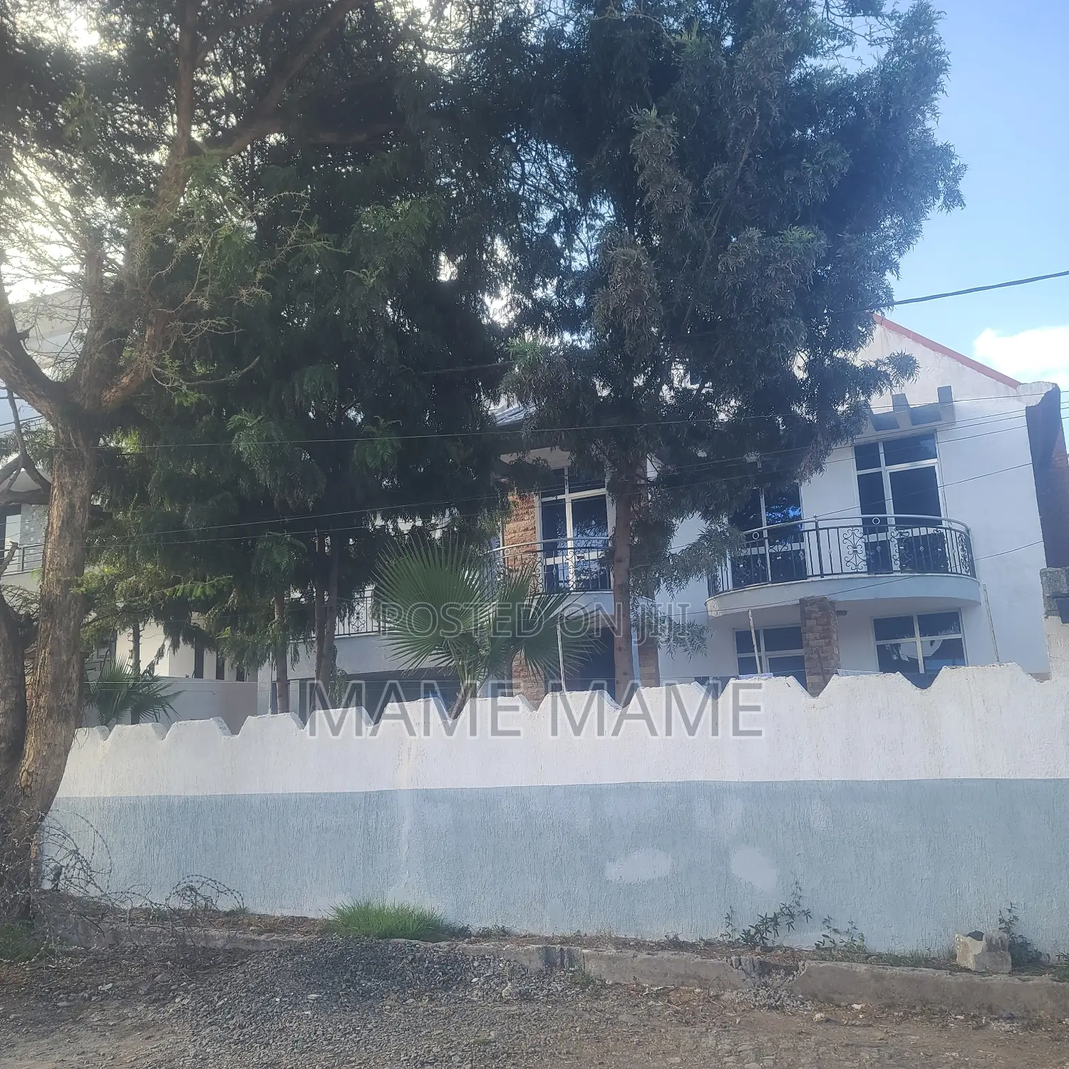 6bdrm House in Addis Abeba, Bole for sale