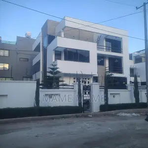 10bdrm House in Addis Abeba, Bole for sale