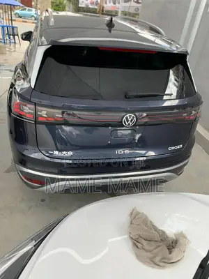 New Volkswagen ID.6 2023 Blue