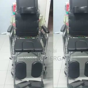 Multifunctional Karma Basic Wheelchair Fighter C Hard Seat