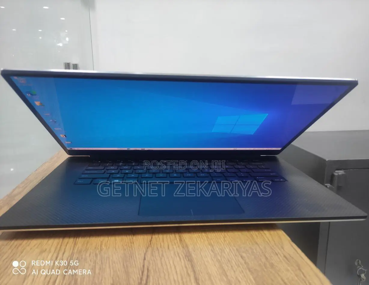 New Laptop Dell XPS 15 32GB Intel Core I7 SSD 512GB