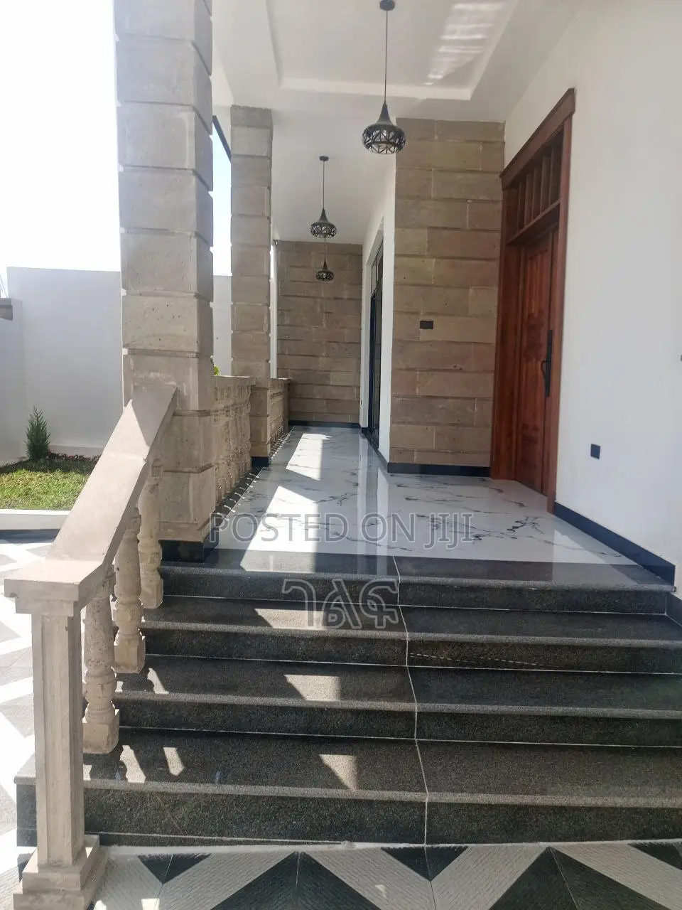4bdrm Villa in ወሰን አካባቢ በጣም ቆንጆ, Yeka for sale