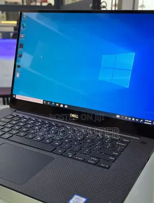 New Laptop Dell XPS 15 16GB Intel Core I9 SSD 512GB