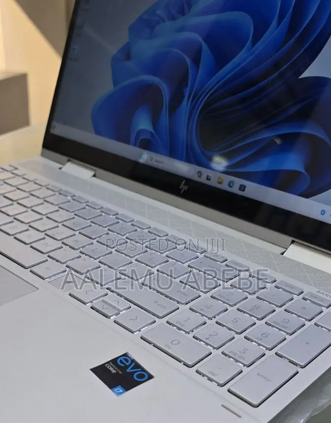 New Laptop HP Envy X360 12GB Intel Core I7 SSD 512GB
