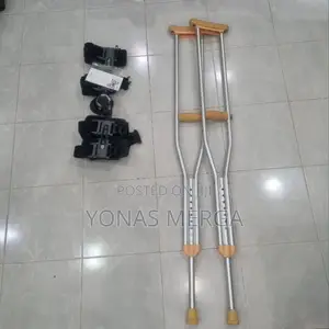 Silted 1 Pair of Medical Crutches, Push Button Adjustable