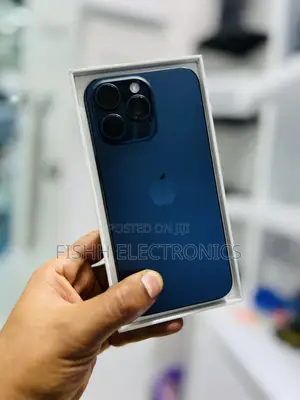 New Apple iPhone 15 Pro Max 256 GB Blue