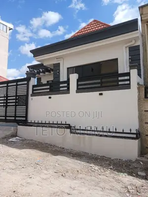 3bdrm Villa in የሚሸጥ ቪላ አያት, Yeka for sale