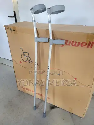 Crutches Foldable Heavy Duty Ergonomic Brown Arm Crutches
